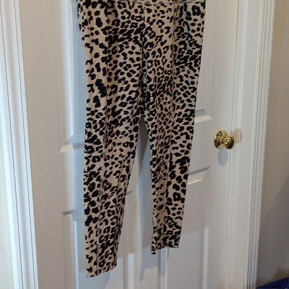 Zenergy by Chico's Size Large (2) Leopard Print Athletic Leggings - Picture 3 of 8